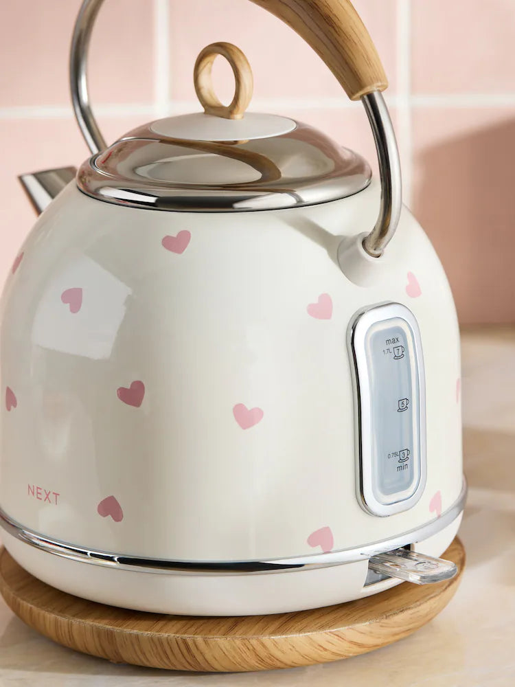 Cream With Pink Hearts Malvern Kettle