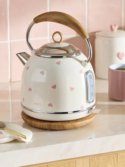 Cream With Pink Hearts Malvern Kettle